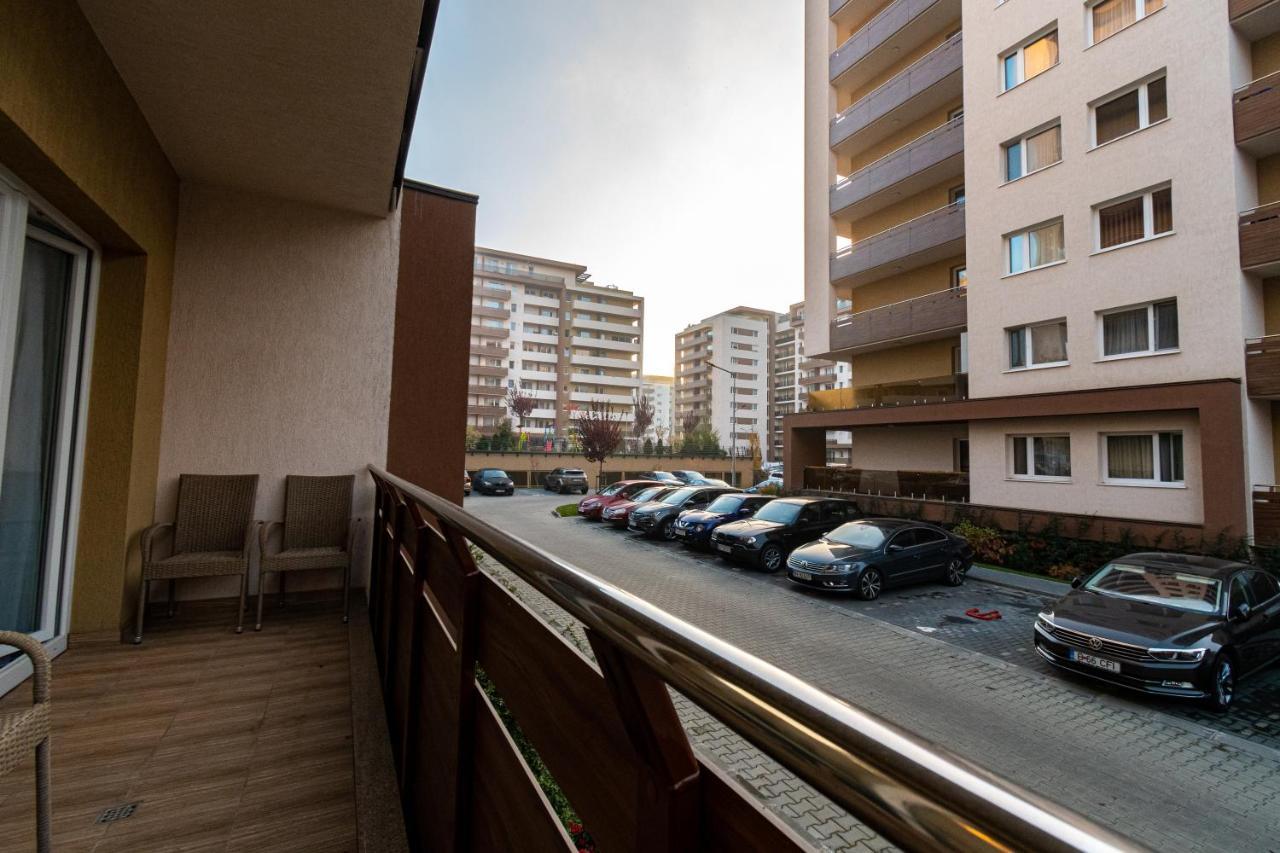 Yan Apartment - Near Mall & Free Private Parking Braszów Zewnętrze zdjęcie